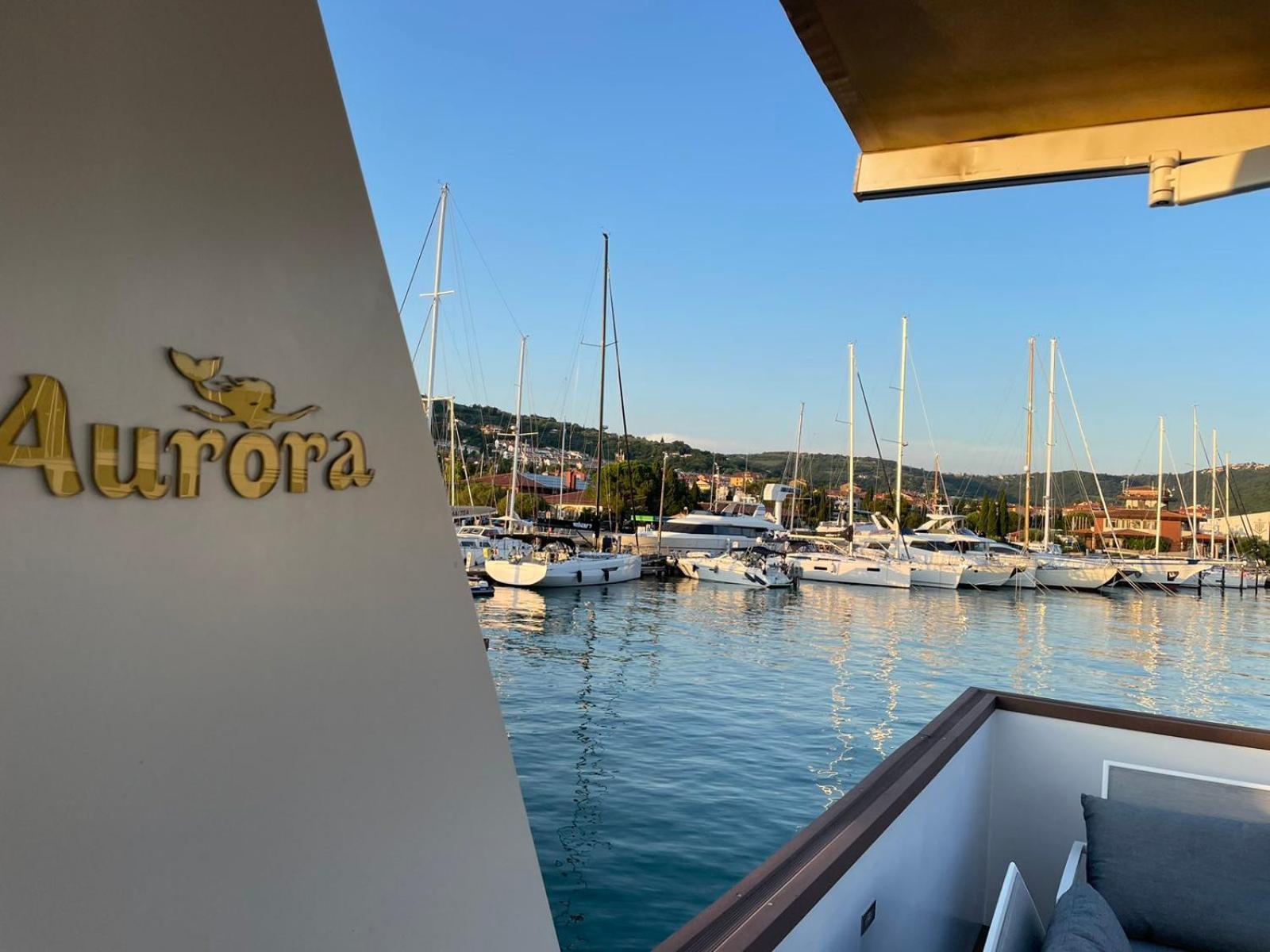 Floating Sea House Aurora Villa Порторож Екстериор снимка